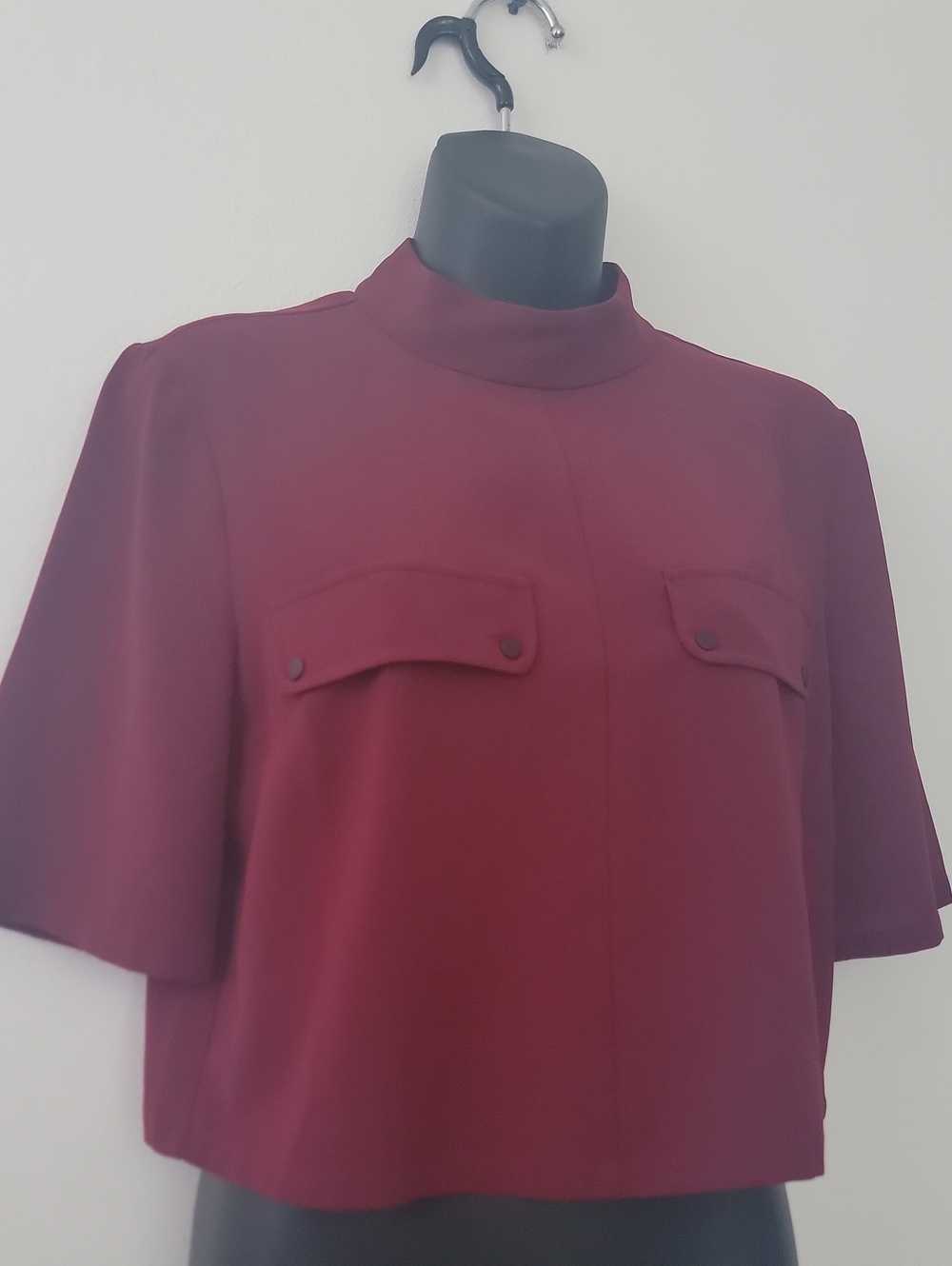 Women's Burgundy Mock-Neck Short Sleeve Top